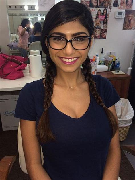 mia khalifa big tits porn|Mia Khalifa Tits Porn Videos 